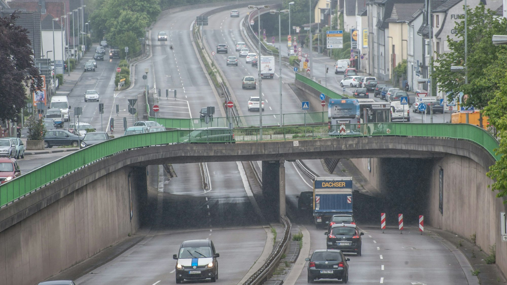 Blick in die Unterführung der B 8 in Küppersteg