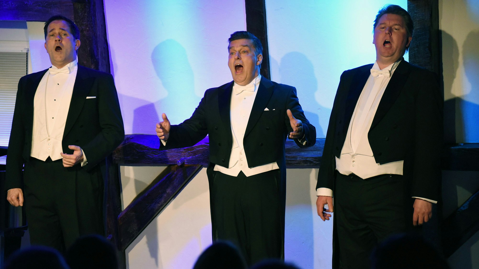 Michael Kurz, Stefan Lex und Thomas Heyer sangen zusammen im Bielsteiner Burghaus.