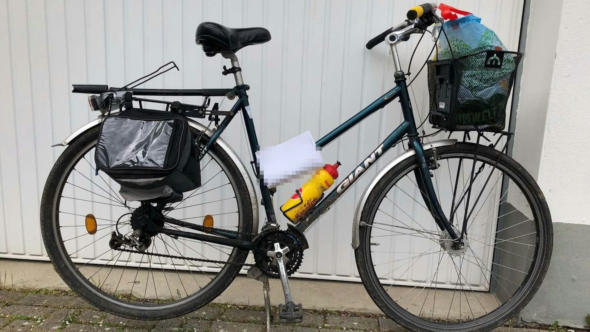 Das Foto zeigt das Rad des Verletzten.