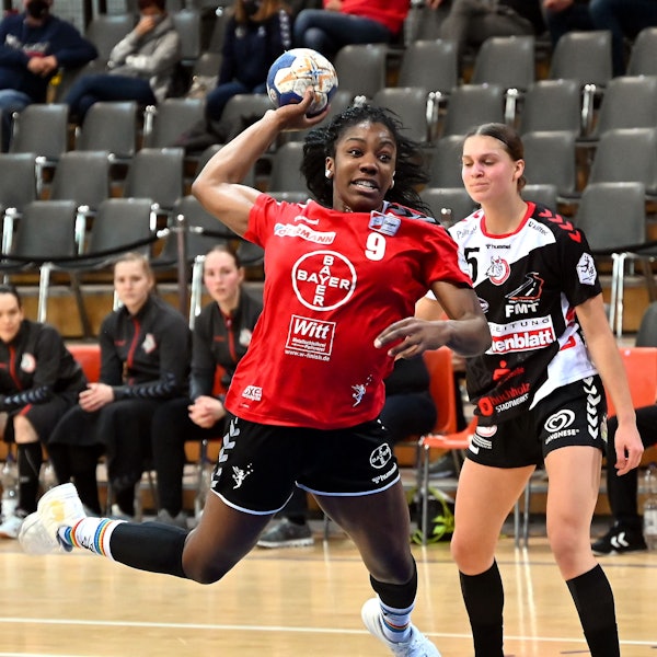 Handball
Frauen Bundesliga
TSV Bayer 04 Leverkusen - Buchholz Rosengarten
Jennifer Souza (Bayer)
Foto: Uli Herhaus