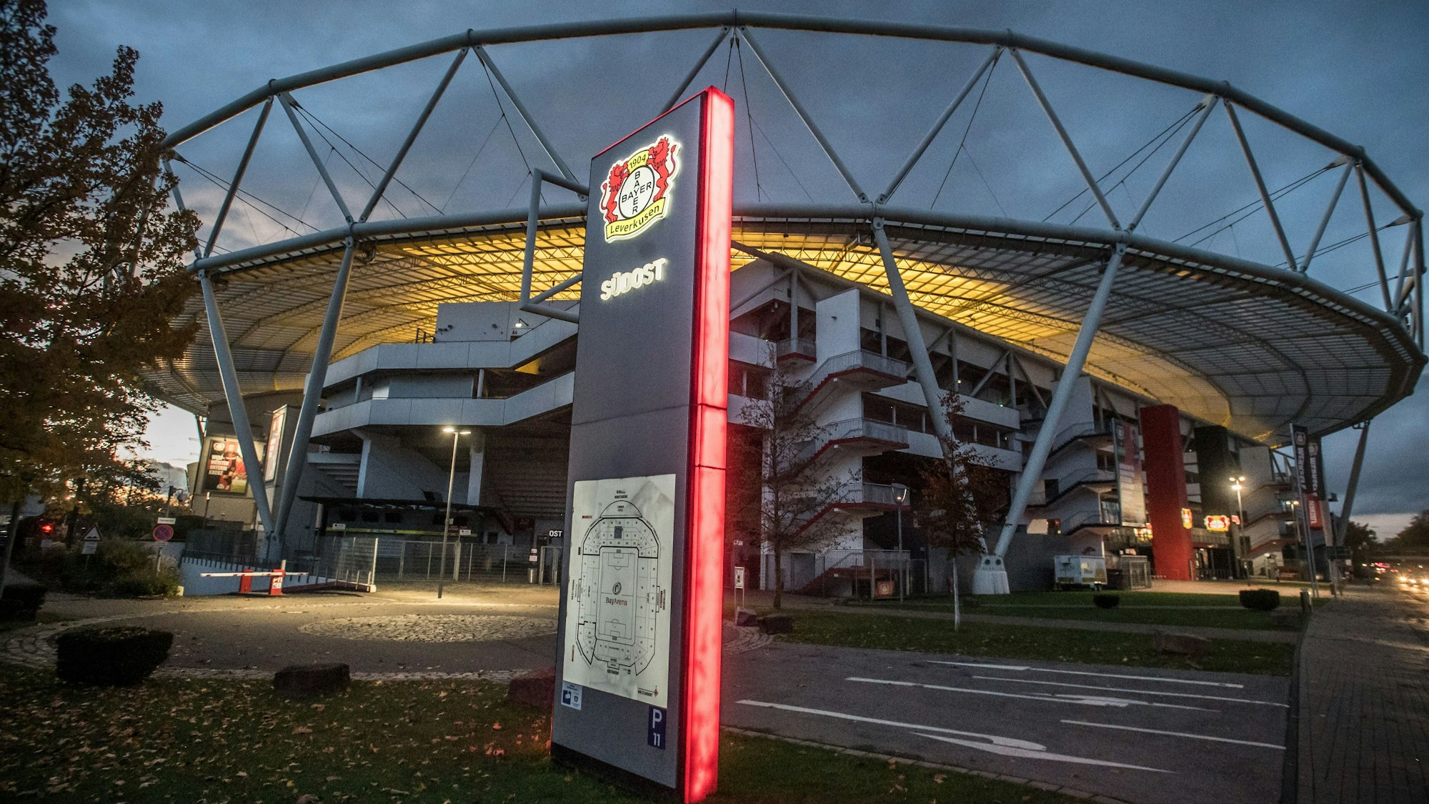 Bayarena, Bayarena, Stadion. Foto: Ralf Krieger