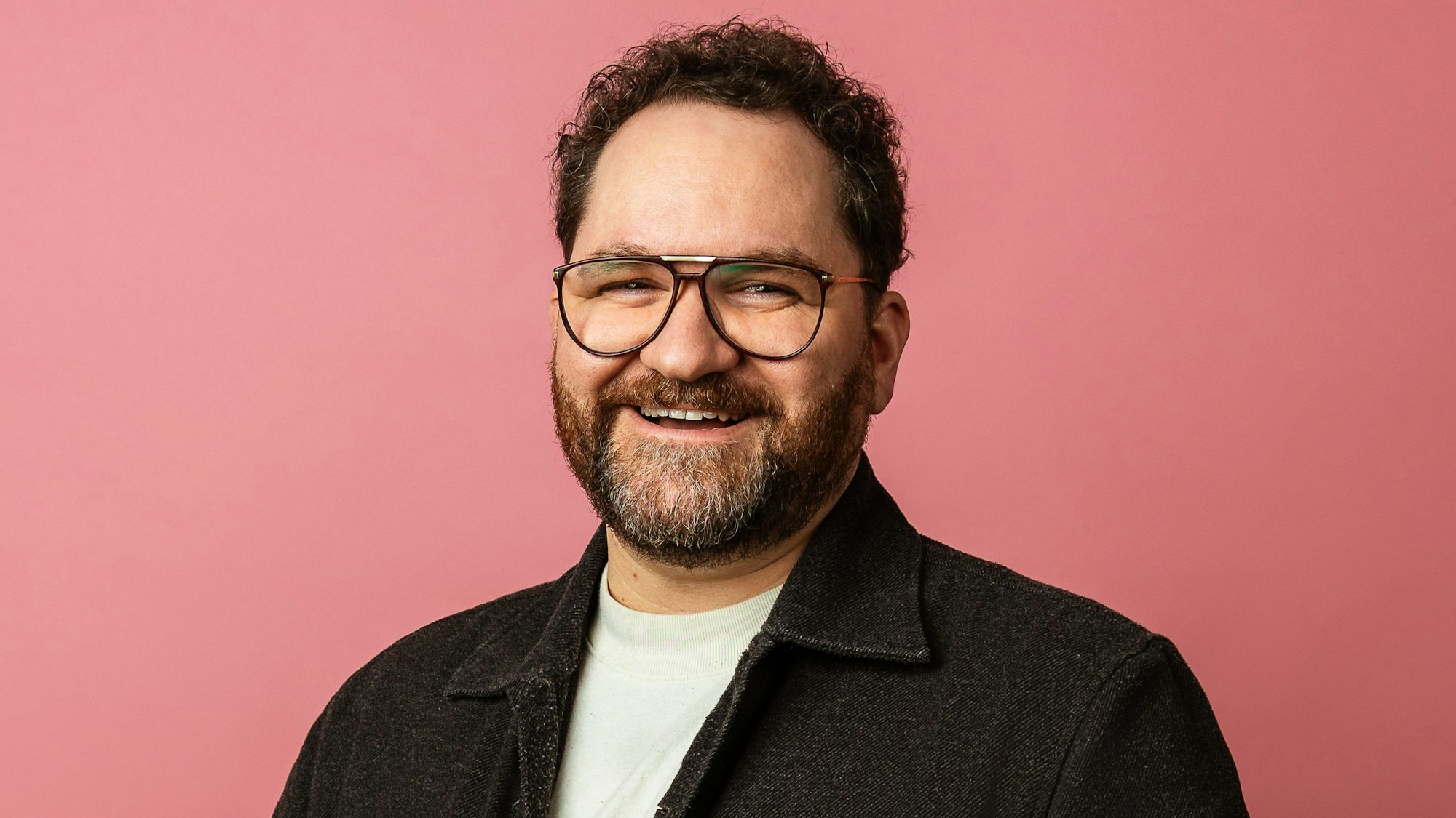 Der Kölner Fotograf Simon Valentin