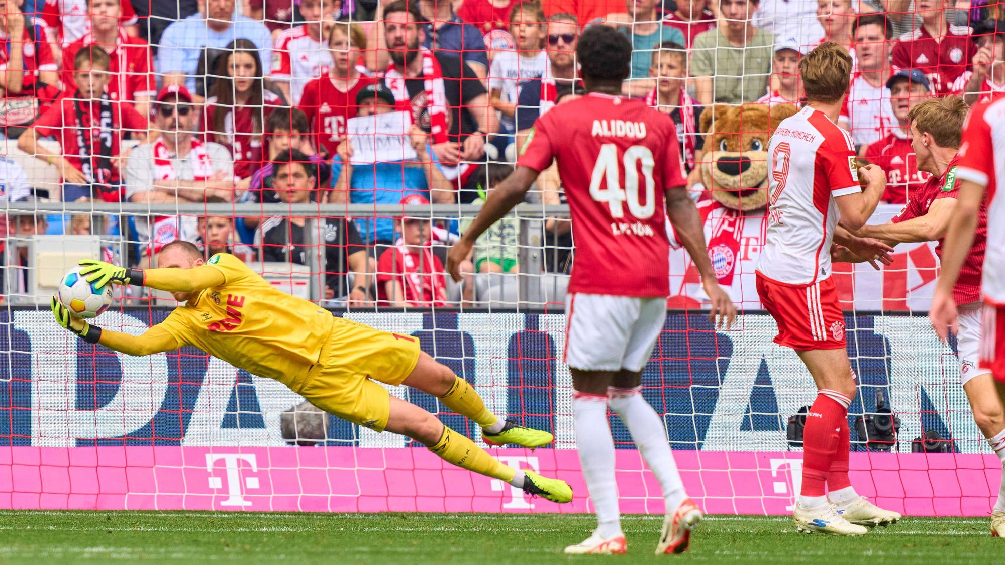 Hielt oftmals stark: Marvin Schwäbe bei einer Parade gegen Harry Kane.