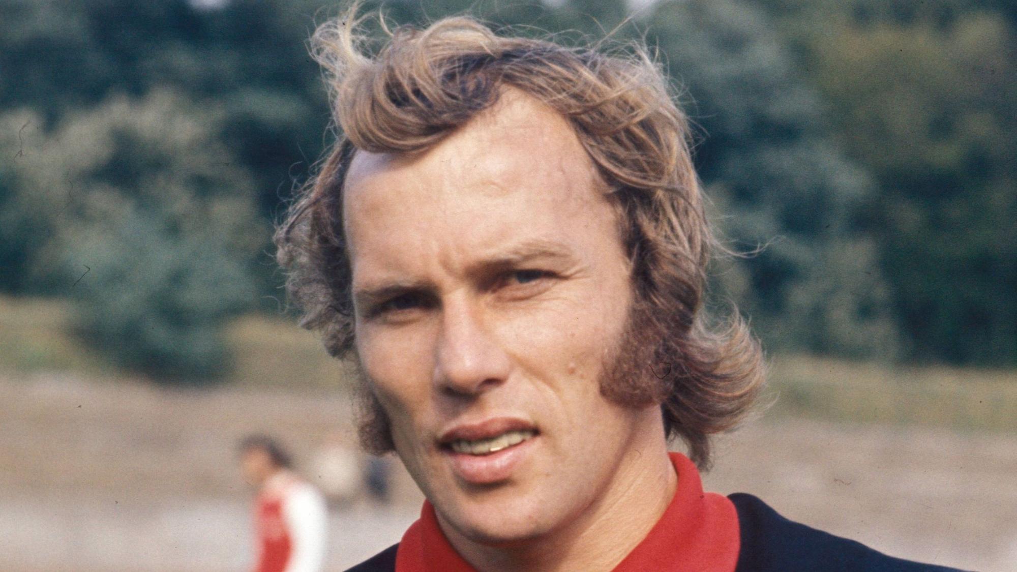 Gerhard Welz, Torhüter des 1. FC Köln, posiert vor der Saison 1973/74 für die Fotografen.