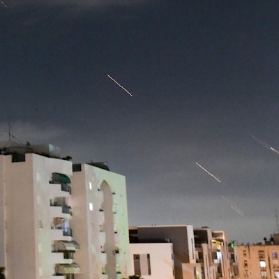 Der „Iron Dome“ über Israel habe die meisten der iranischen Drohnen abgefangen.