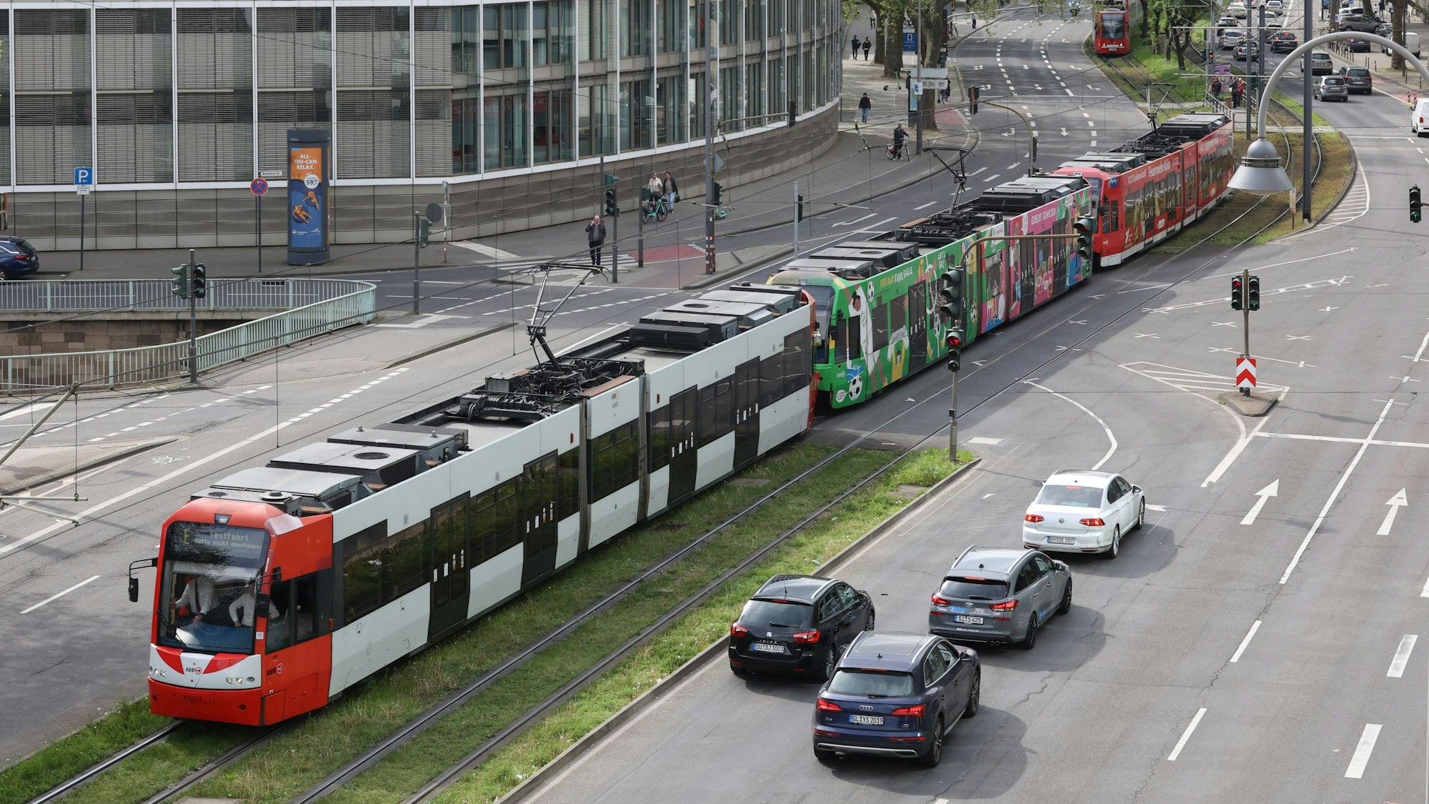 Eine 90 Meter lange Stadtbahn