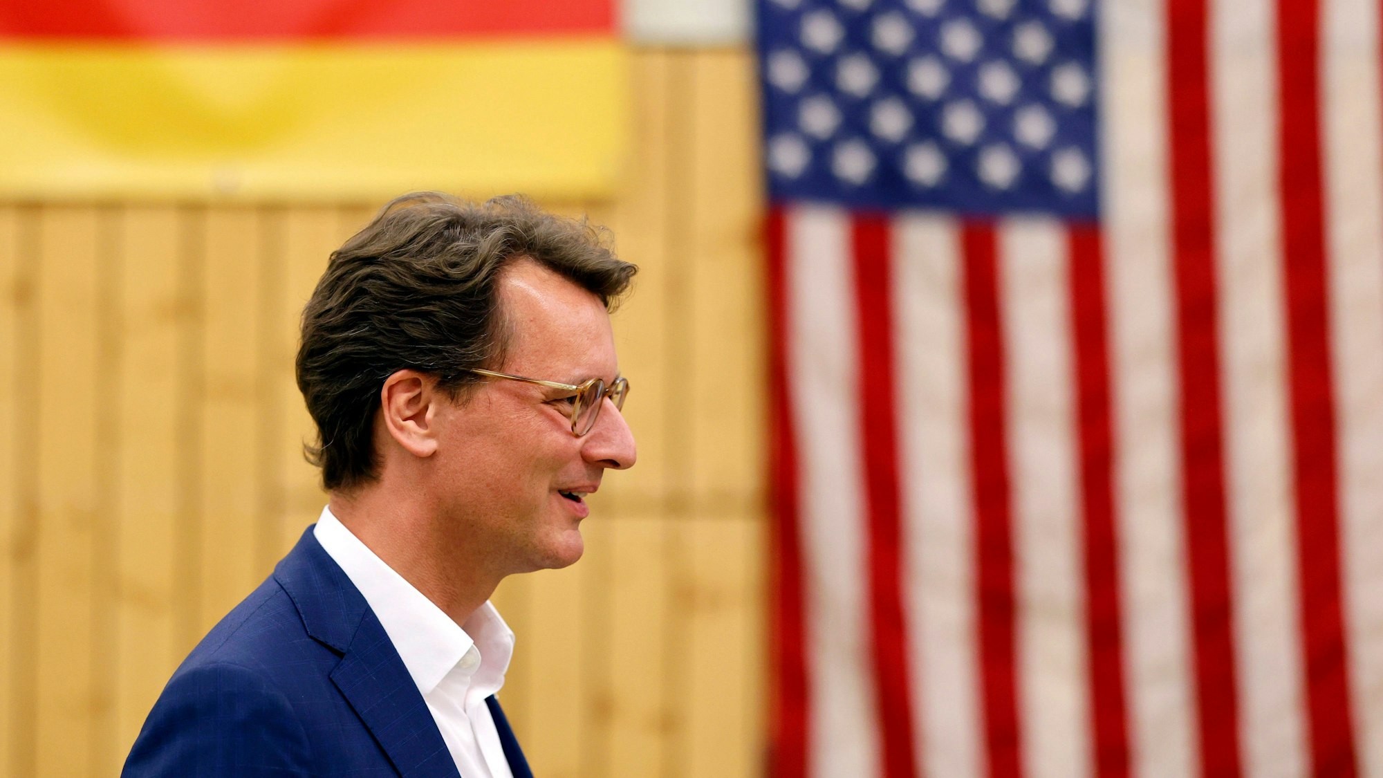 NRW-Ministerpräsident Hendrik Wüst CDU bei seinem Besuch bei den World Dwarf Games 2023 auf dem Gelände der Sporthochschule Köln