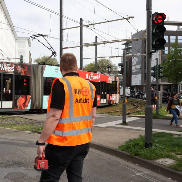 Eine KVB-Linie auf der Ost-West-Achse zwischen Bahnhof Deutz/Messe und Neumarkt (Symbolbild).