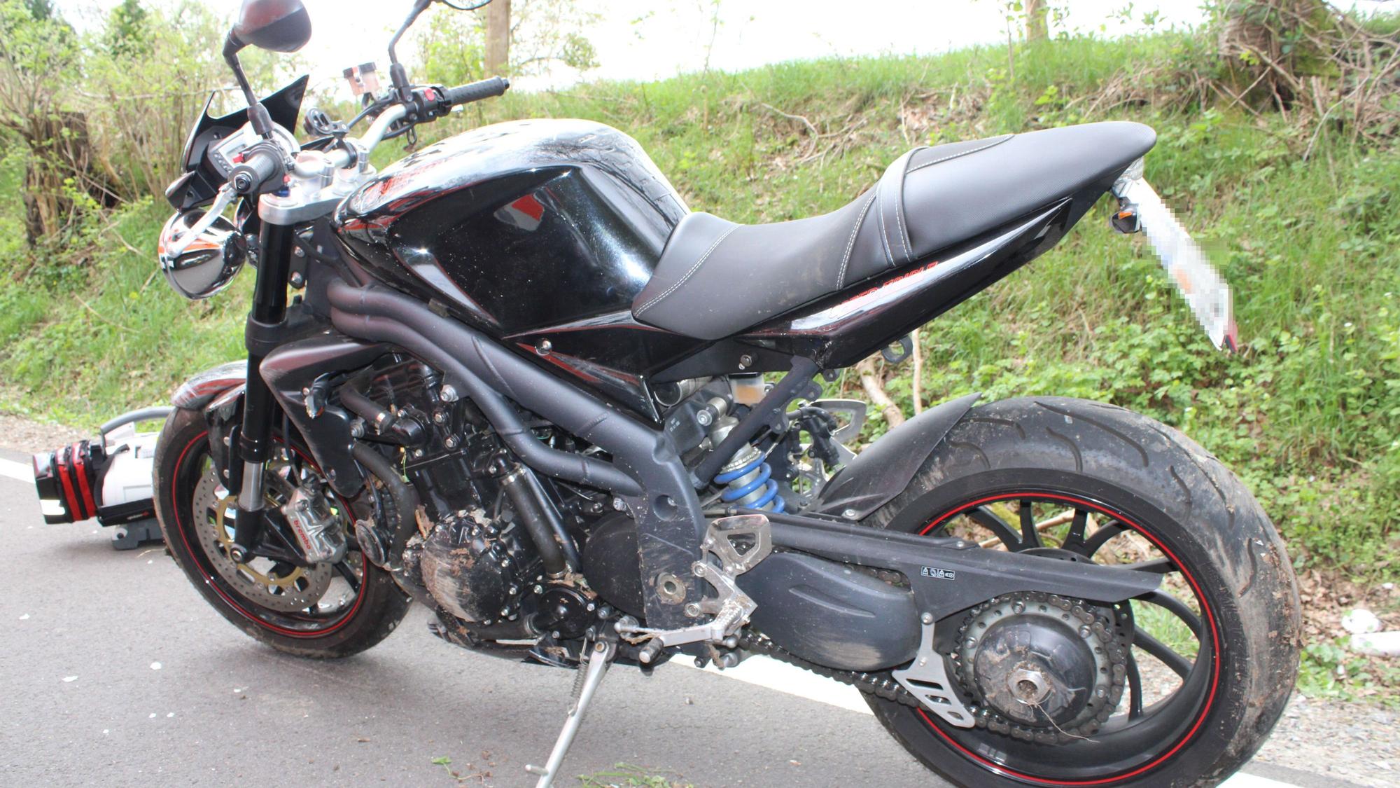 Das Motorrad des schwer verletzten Fahrers.