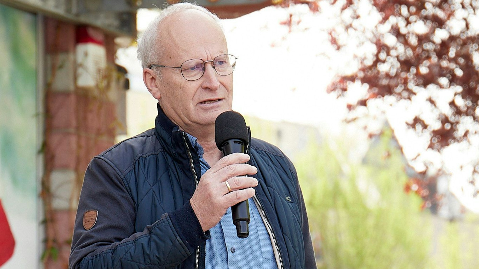 Mechernichs Bürgermeister Dr. Hans-Peter Schick während seiner Rede.