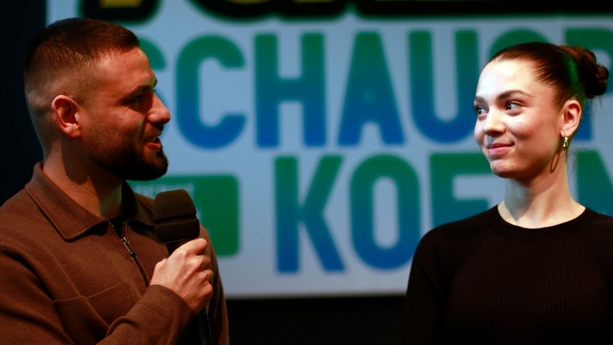 Zu sehen sind Alana Polak und Franjo Kraus.