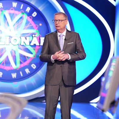 Günther Jauch musste am Montagabend bei der RTL-Quizshow „Wer wird Millionär?“ eingreifen.