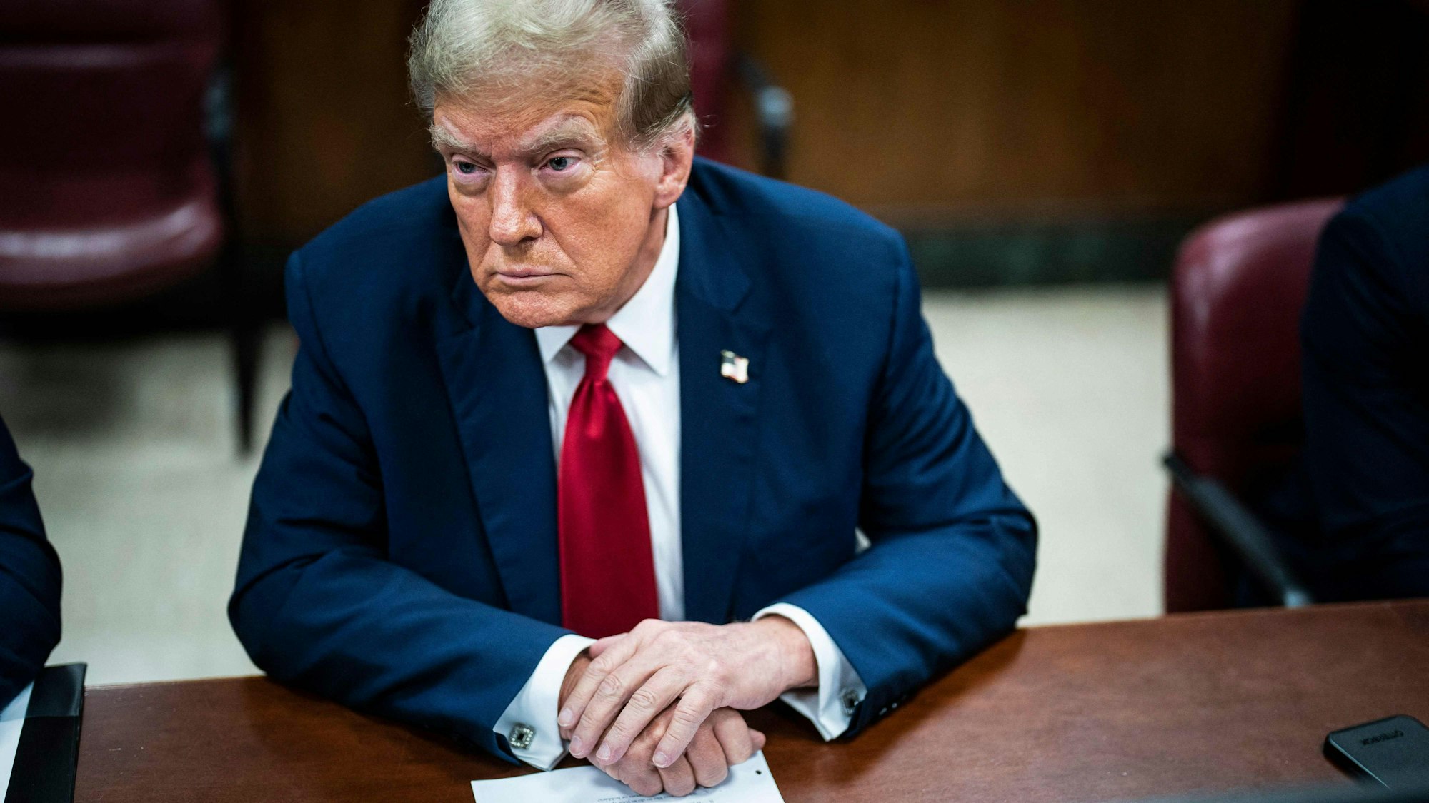 Der erneute US-Präsidentschaftskandidat Donald Trump am ersten Prozesstag am Montag.