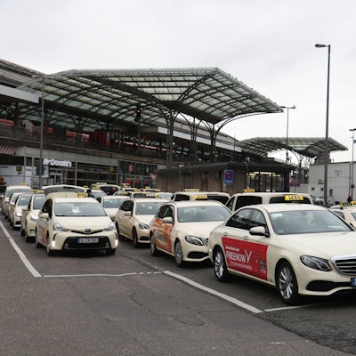 Der Taxistand am Breslauer Platz.