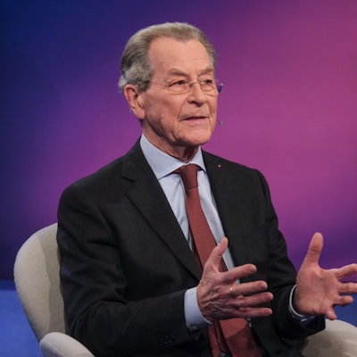 Franz Müntefering (SPD, ehemaliger Vizekanzler und Bundesminister) war in der ARD-Talksendung „Maischberger“ zu Gast – und äußerte sich kritisch über Altkanzler Gerhard Schröder.