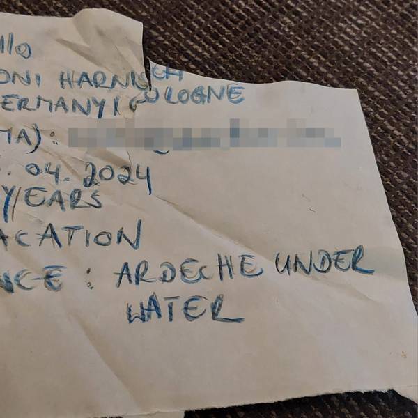 Brief aus der Flaschenpost, die von einem fünfjährigen Kölner in Frankreich ins Meer geworfen und von einem Niederländer gefunden wurde.