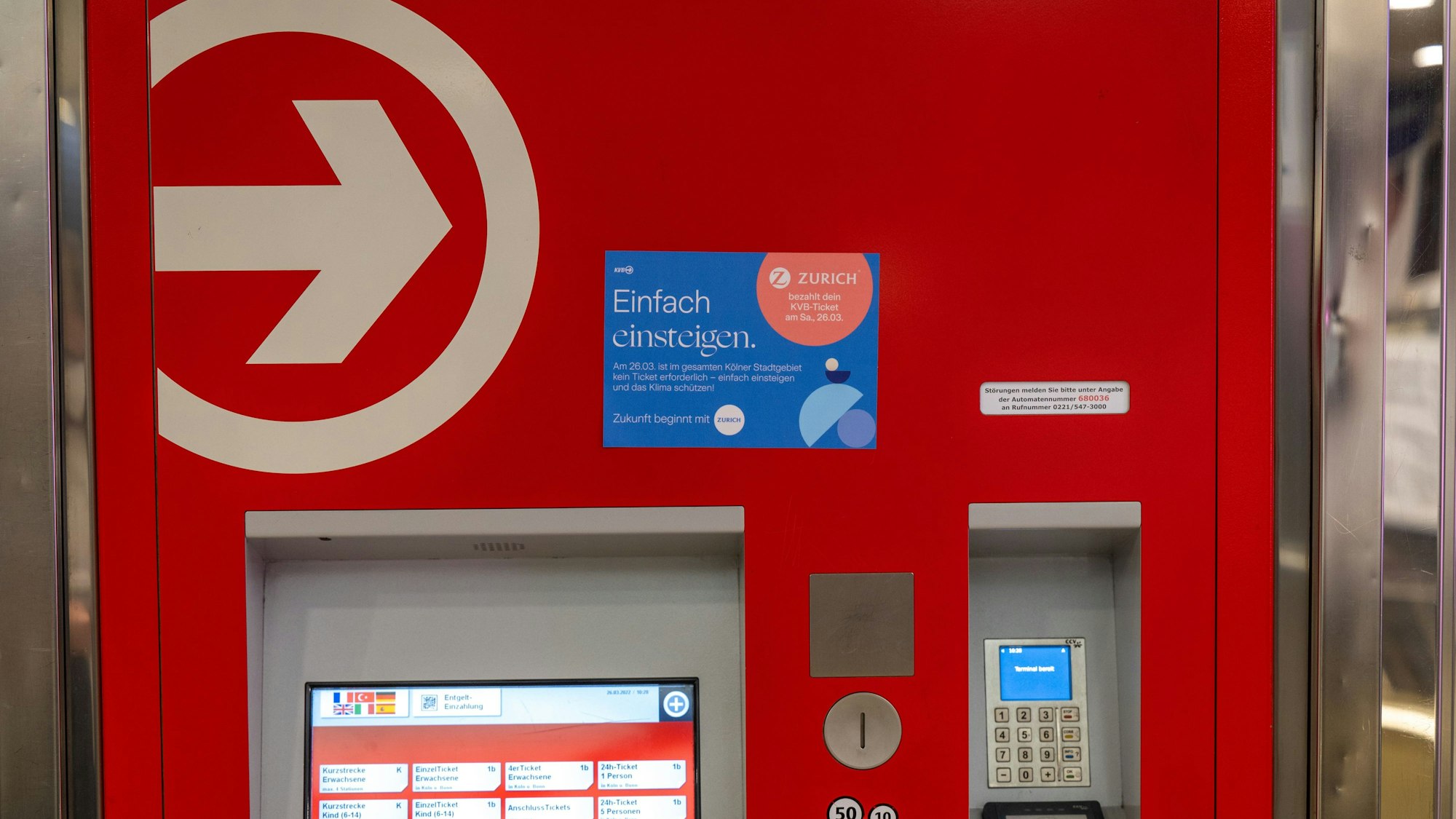 Köln: Ticketautomat am Neumarkt.