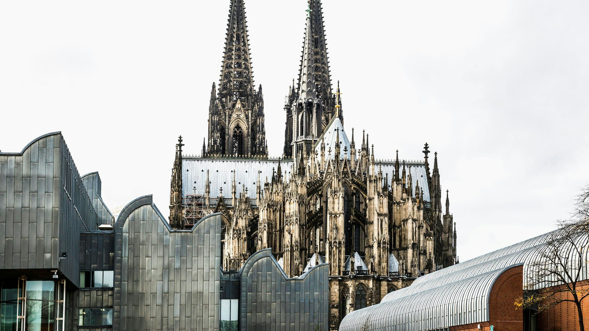 Kölner Dom, UNESCO Welterbe, Museum Ludwig, Köln, Nordrhein-Westfalen, Deutschland, Europa *** Cologne Dom, Unesco World Heritage, Museum Ludwig, Cologne, North Rhine Westphalia, Germany, Europe Copyright: imageBROKER/DanielxSchoenen ibxdjs09851156.jpg Bitte beachten Sie die gesetzlichen Bestimmungen des deutschen Urheberrechtes hinsichtlich der Namensnennung des Fotografen im direkten Umfeld der Veröffentlichung