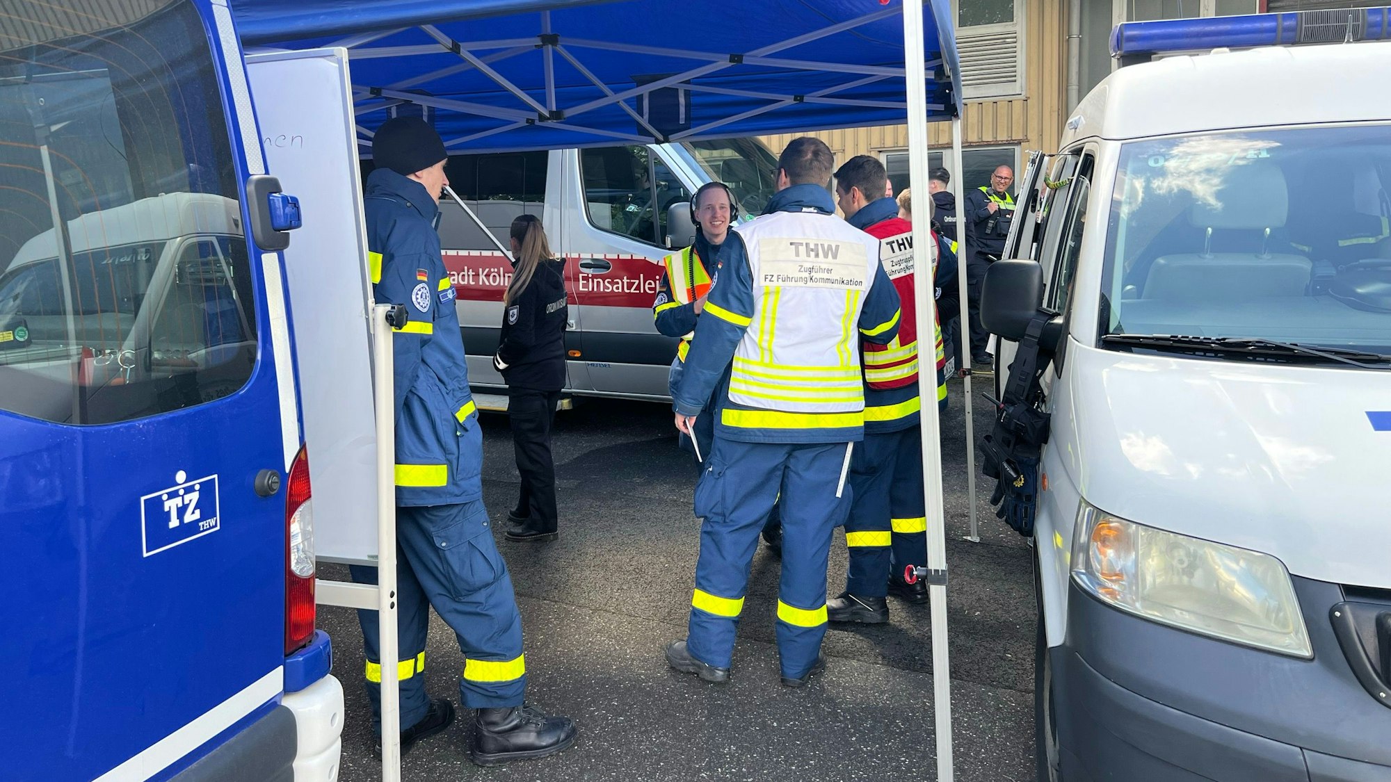 Rund 1000 Bewohnerinnen und Bewohner des Seniorenzentrums müssen evakuiert werden.