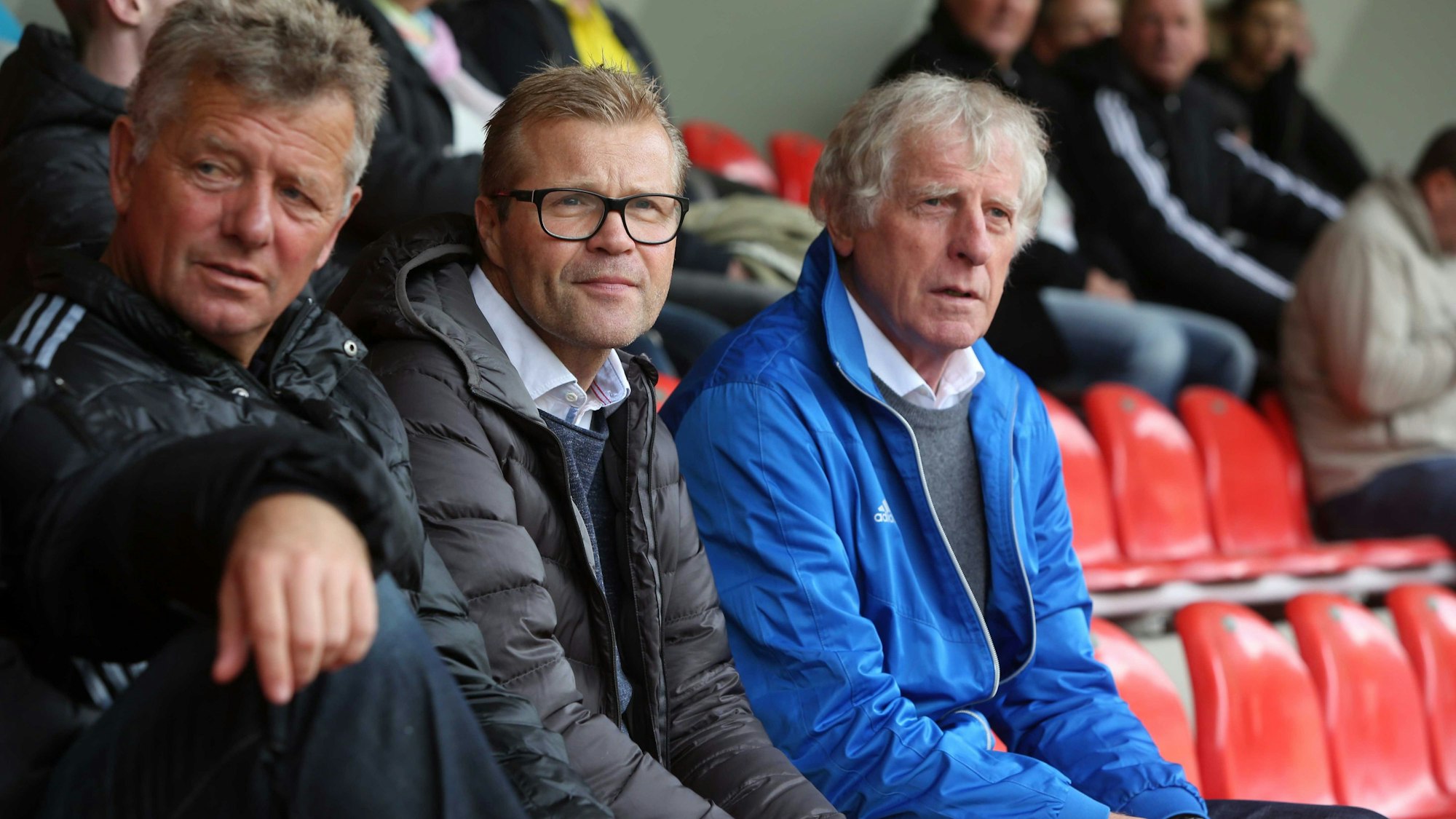 1.FC Köln U21 - Fortuna Düsseldorf U23 0:0 -
Peter Her(r)mann, Frank Schaefer, Erich Rutemöller (vl)
copy: Rainer Dahmen