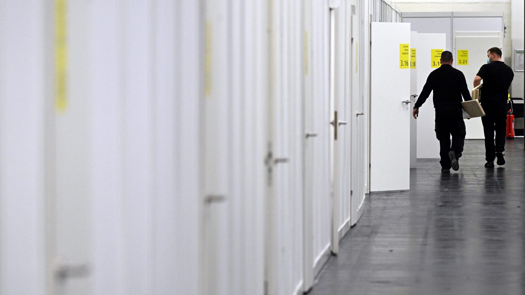 In den Kölner Messehallen wurden Notunterkünfte mit bis zu 800 Plätzen für Geflüchtete eingerichtet.
