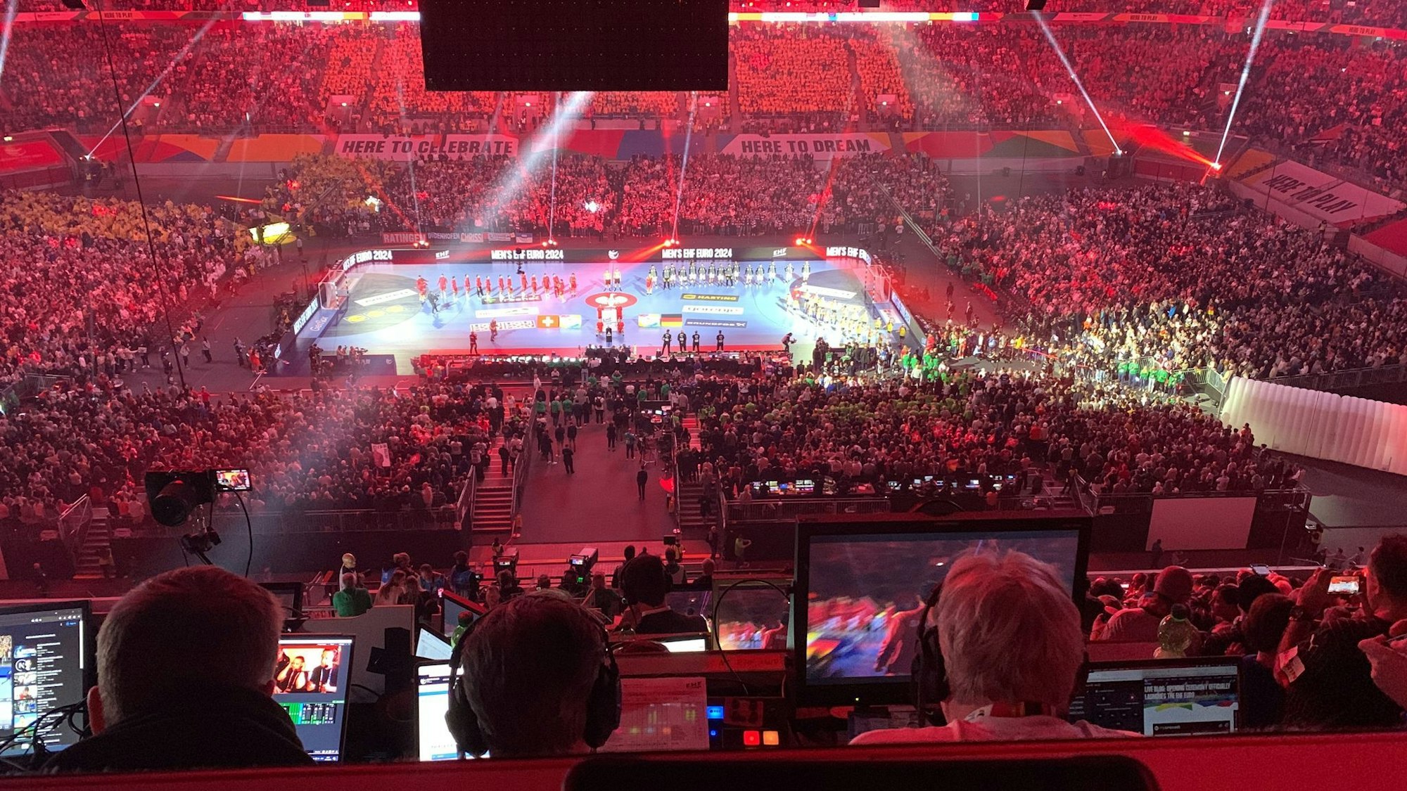 Der Auftakt zur Handball-EM 2024 fand in der Düsseldorfer Merkur-Arena statt.