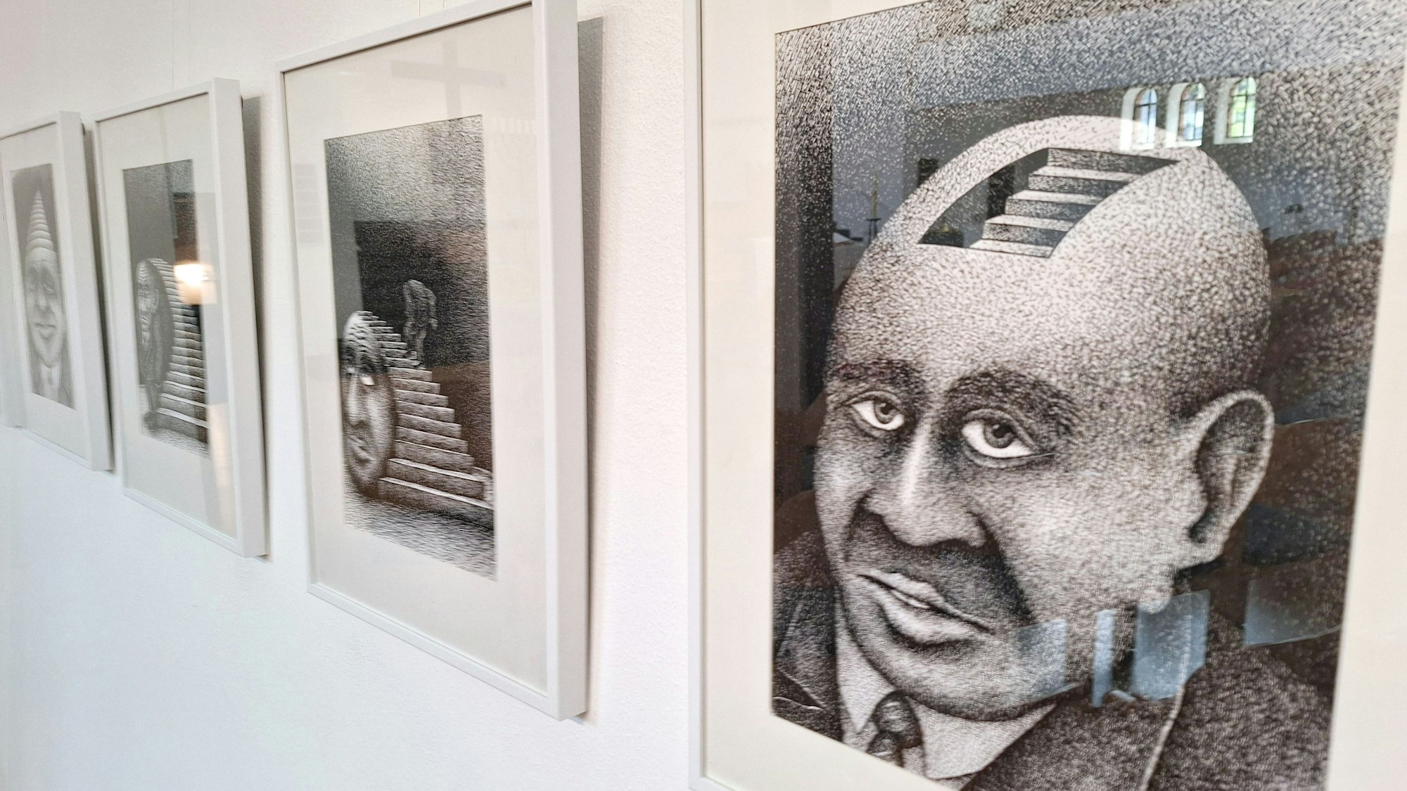 Ausstellung „Treppen, Leitern und Co.“ in der Christuskirche Wiesdorf.