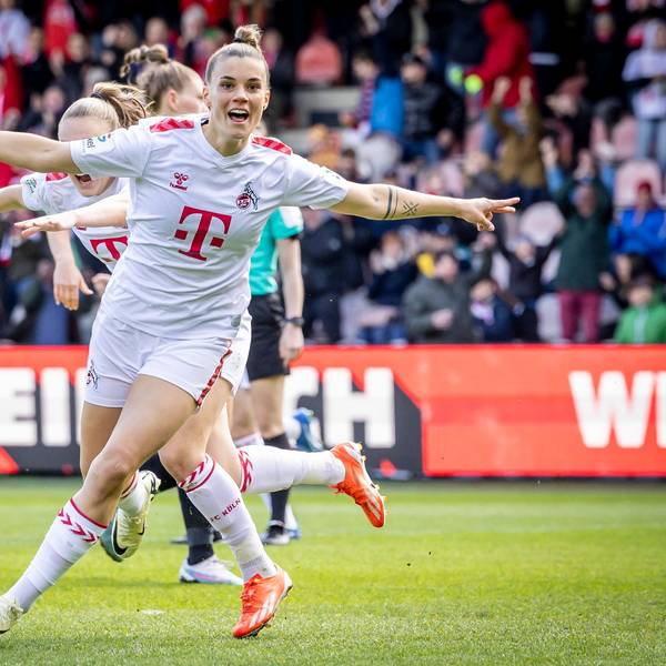 GOOGLE PIXEL Frauen Bundesliga: 1. FC Köln - SC Freiburg, 21.04.2024 Torjubel zum 1:0 durch Selina Cerci 1. FC Köln, 29 GOOGLE PIXEL Frauen Bundesliga: 1. FC Köln - SC Freiburg, 19. Spieltag, am 21.04.2024 im Franz-Kremer-Stadion in Köln. DFL REGULATIONS PROHIBIT ANY USE OF PHOTOGRAPHS AS IMAGE SEQUENCES AND/OR QUASI-VIDEO. *** GOOGLE PIXEL Womens Bundesliga 1 FC Köln SC Freiburg, 21 04 2024 Goal celebration to 1 0 by Selina Cerci 1 FC Köln, 29 GOOGLE PIXEL Womens Bundesliga 1 FC Köln SC Freiburg, 19 Matchday, on 21 04 2024 at Franz Kremer Stadium in Cologne DFL REGULATIONS PROHIBIT ANY USE OF PHOTOGRAPHS AS IMAGE SEQUENCES AND OR QUASI VIDEO Copyright: xBEAUTIFULxSPORTS/LeahxKohringx