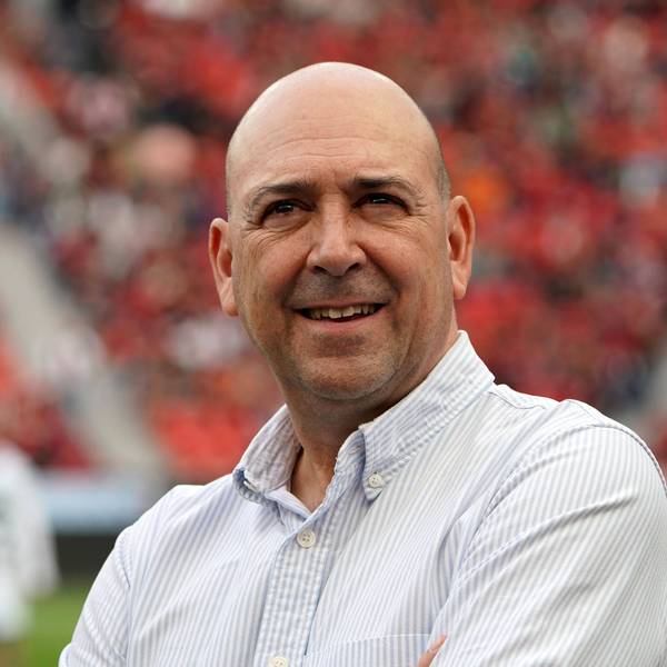 Fussball, 1 Bundesliga, Saison 2023/2024, Bayer 04 Leverkusen- SV Werder Bremen , 14.04.2024, Bayarena Leverkusen Fernando Carro, Geschäftsführer Bayer 04 Leverkusen , Aktion, Einzelbild *** Football, 1 Bundesliga, Season 2023 2024, Bayer 04 Leverkusen SV Werder Bremen , 14 04 2024, Bayarena Leverkusen Fernando Carro, Managing Director Bayer 04 Leverkusen , Action, Single image