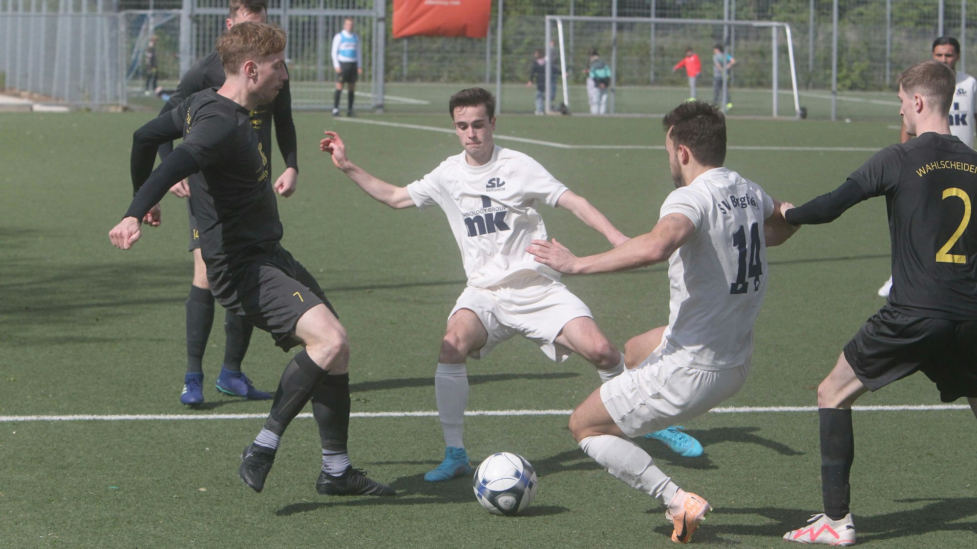 Max Feldner (von links), Brian Thivissen und Fabio Lehnert