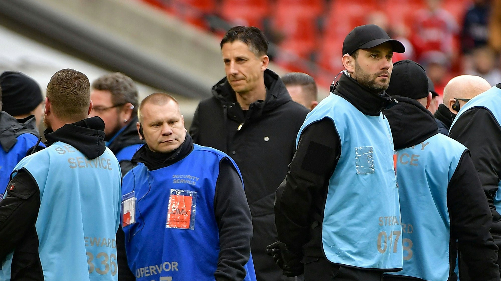 FC-Sportchef Christian Keller war am Samstag Gegenstand der Unmutsäußerungen im Kölner Stadion.