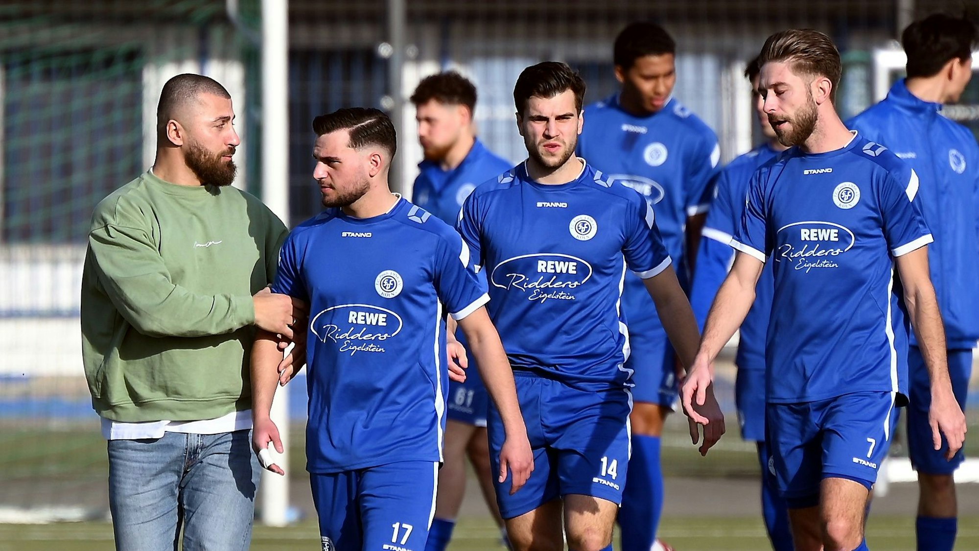 03.03.2024, Fussball-FC Pesch-Merten
v.l. TR: Abdullah Keseroglu (Pesch), Melih Satilmis,
Markus Lehmann, Marcel Dawidowski
Foto: Uli Herhaus