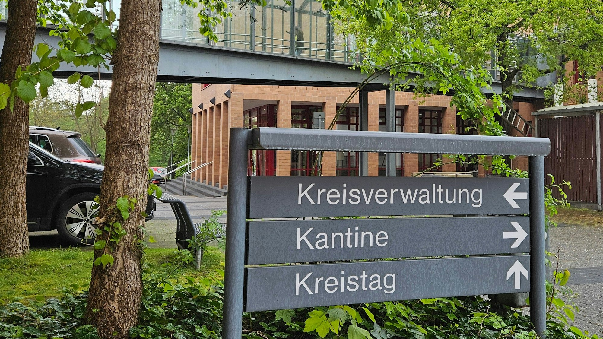 Seit 1991 macht Gillet - mit kurzen Unterbrechungen - im Kreistag in Bergheim Politik für die Grünen.