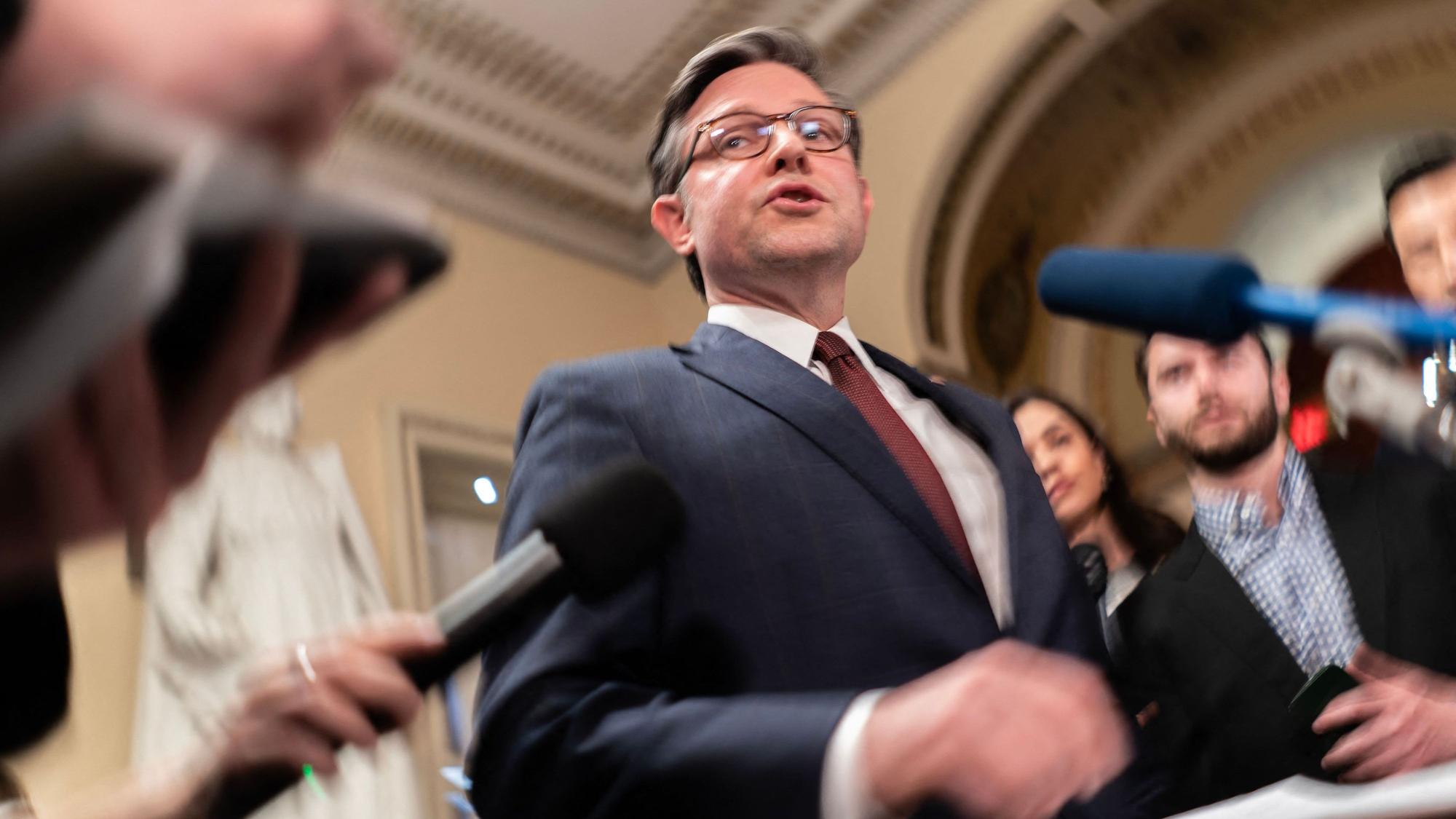Im Mittelpunkt: Der republikanische Chef des US-Repräsentantenhauses, Mike Johnson, hat seine Meinung zu Hilfen für die Ukraine geändert. „Ich glaube, dass Xi und Wladimir Putin und Iran wirklich eine Achse des Bösen sind“, sagte Johnson. (Archivbild)