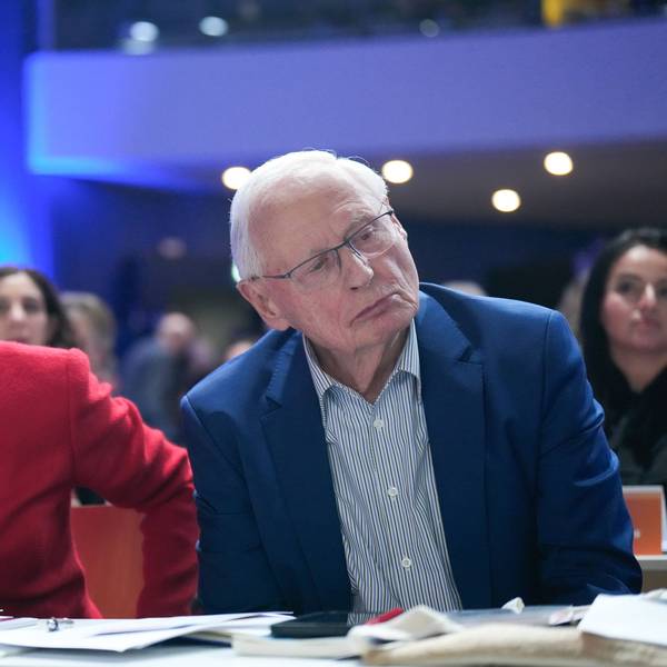 Die BSW-Vorsitzende Sahra Wagenknecht zusammen mit ihrem Ehemann Oskar Lafontaine. Der ehemalige SPD-Politiker hat in einem Interview russische Propaganda wiedergekäut. (Archivbild)