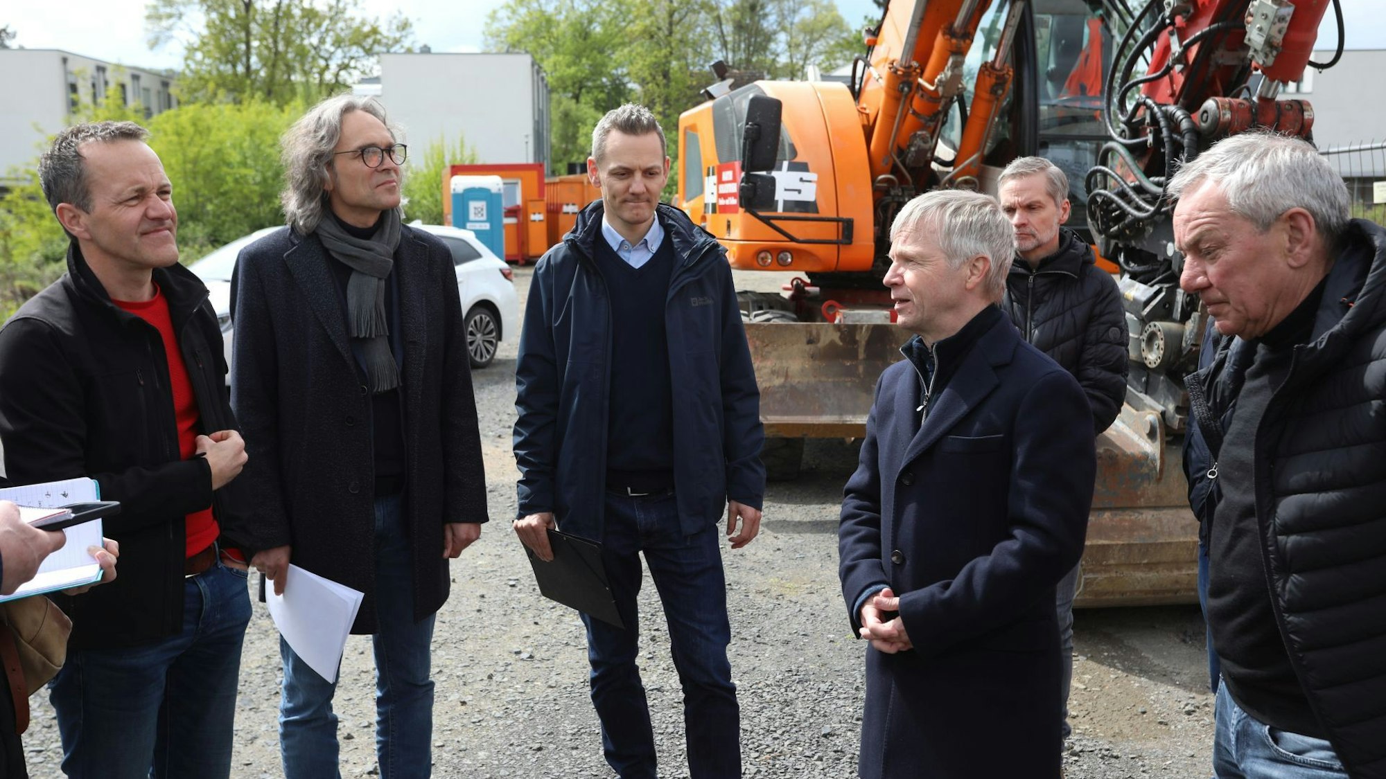 Die Verantwortlichen präsentierten das Baugebiet „Klinkerhöfe Rhöndorf“.