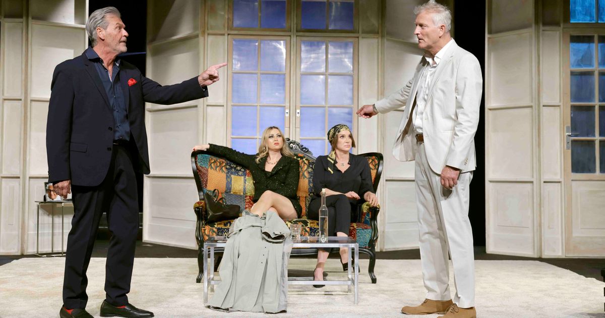 Komödie im Theater am Dom: „Das Blaue vom Himmel“ – Viel Witz und noch