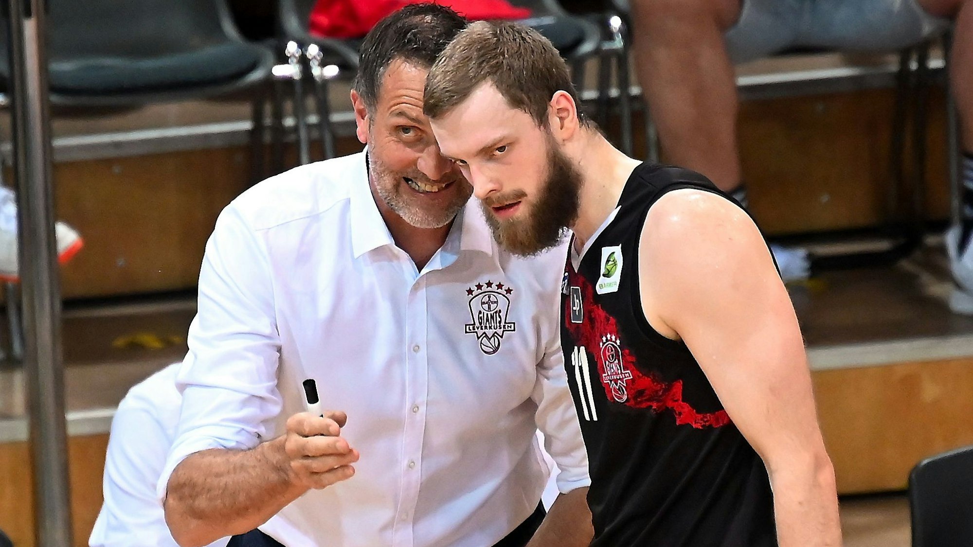 13.04.2024, Basketball-Bayer Giants - Bayern München II
links: Hansi Gnad (baayer)
rechts: Moritz Hübner (Bayer)
Foto: Uli Herhaus