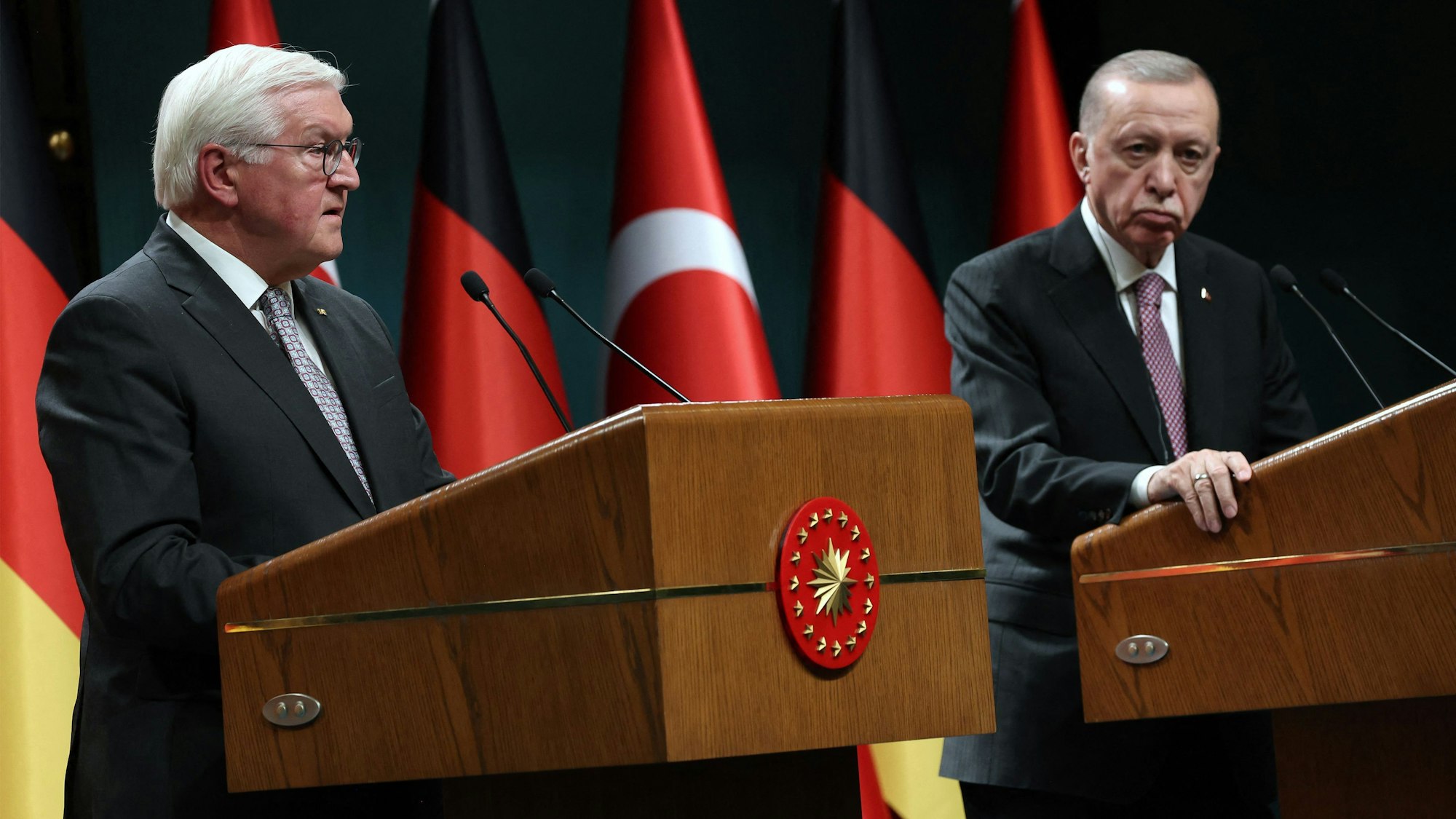 Frank-Walter Steinmeier und Recep Tayyip Erdogan bei ihrer gemeinsamen Pressekonferenz am Mittwoch. Nicht nur dort ging es um Döner.