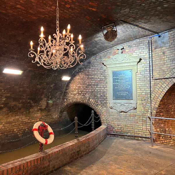 Der Kronleuchtersaal unter dem Theodor-Heuss-Park in der Kölner Kanalisation