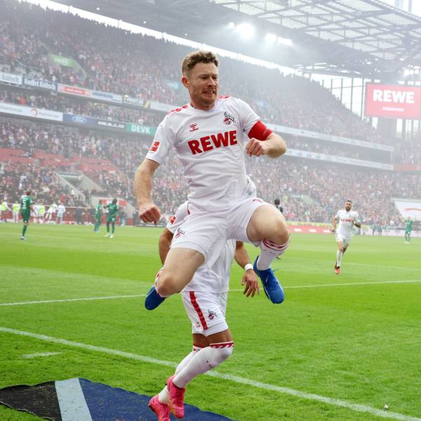Volle Hütte: Florian Kainz bejubelt einen Treffer im Rhein-Energie-Stadion.