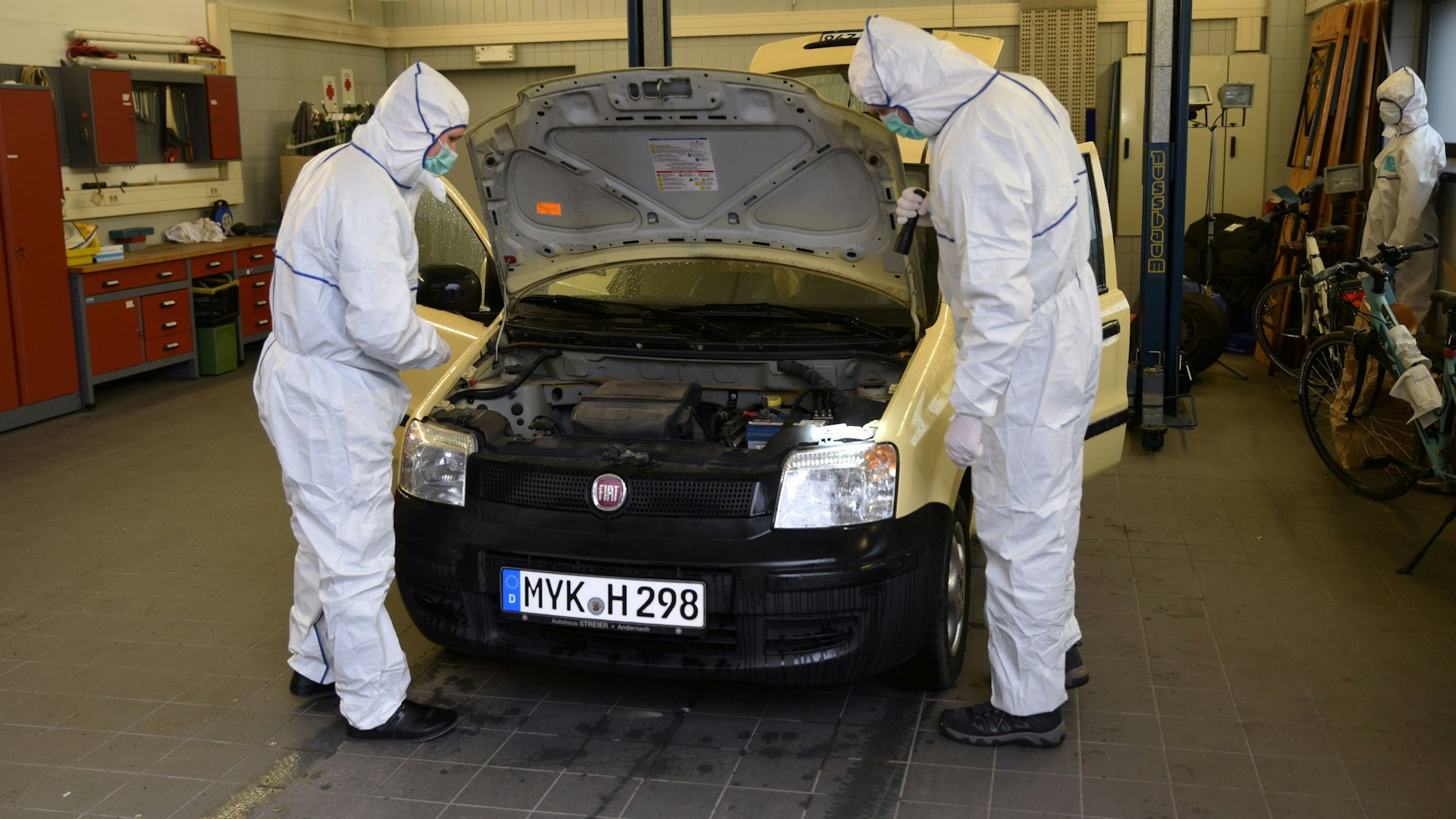 In diesem Fiat Panda wurde die Geliebte des Angeklagten erschossen.