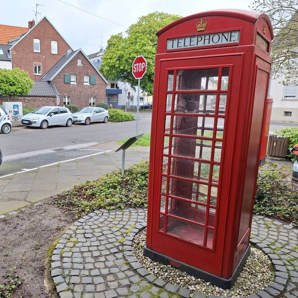 Rote Telefonzelle