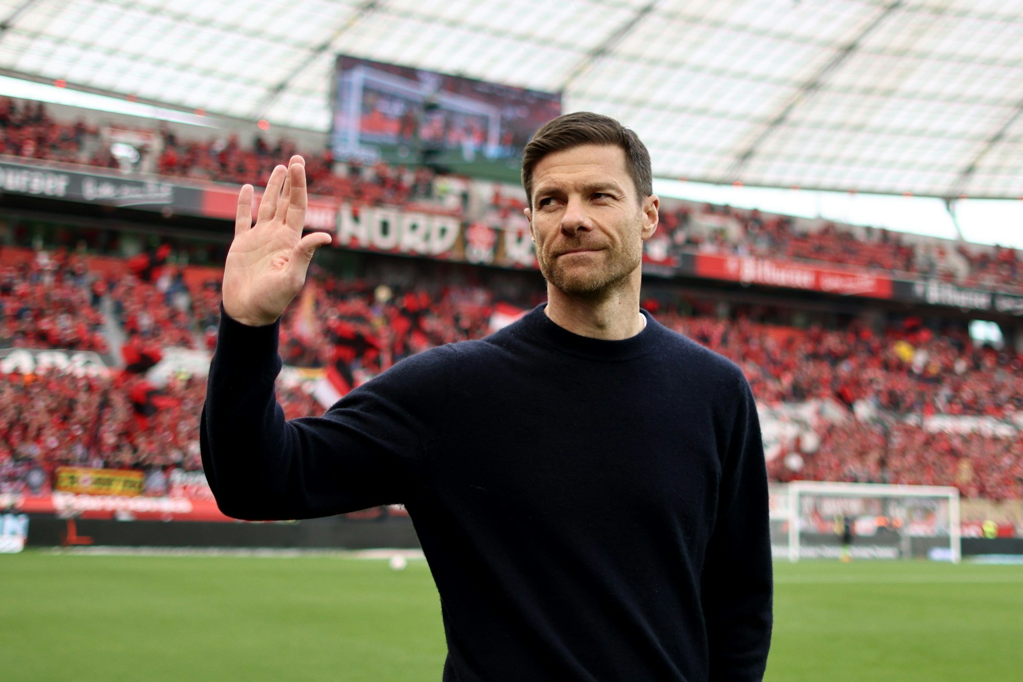 Leverkusens Trainer Xabi Alonso in der Bay-Arena