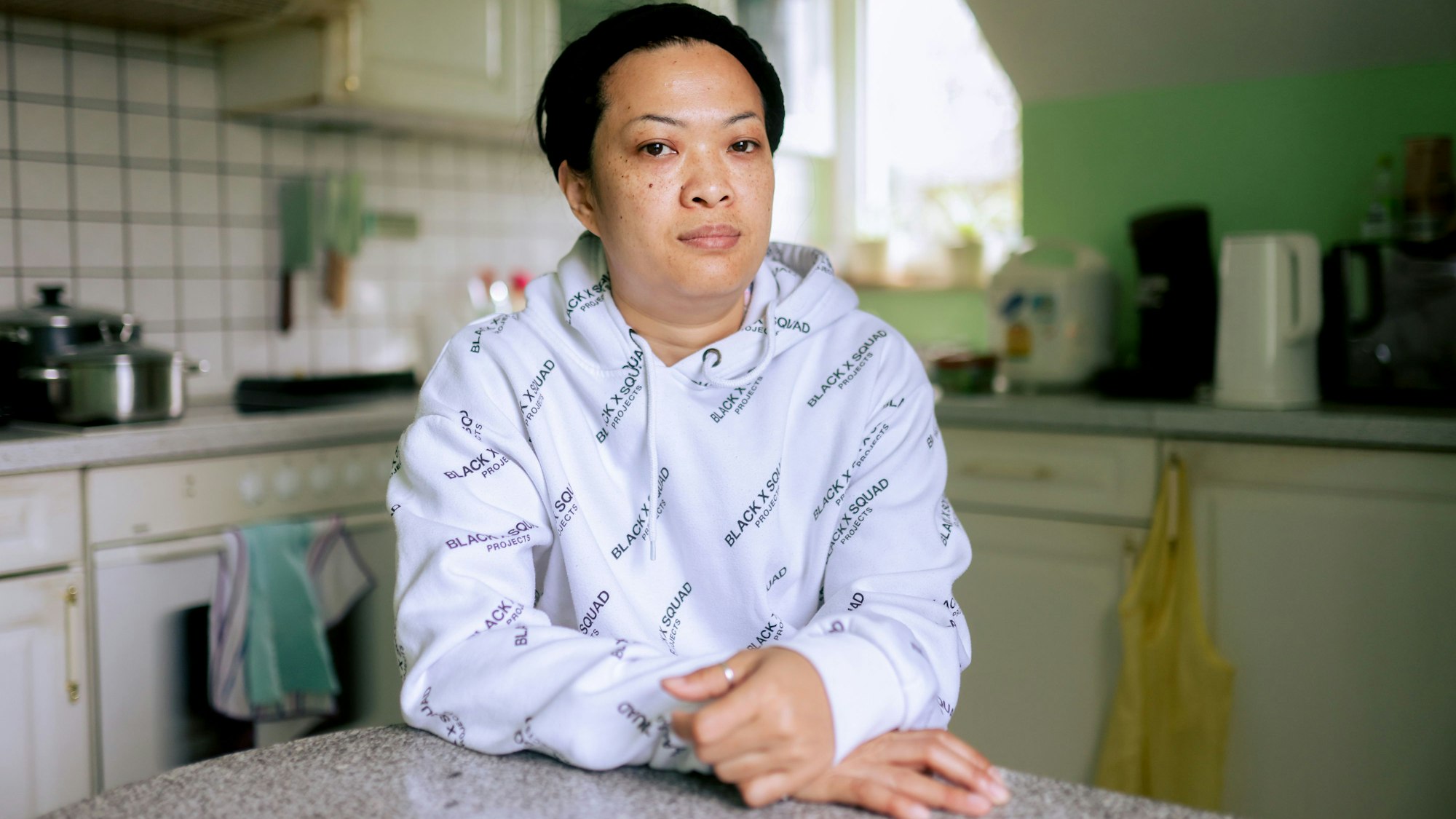 On-Uma Jeebhojo in ihrer Wohnung in Köln Porz.