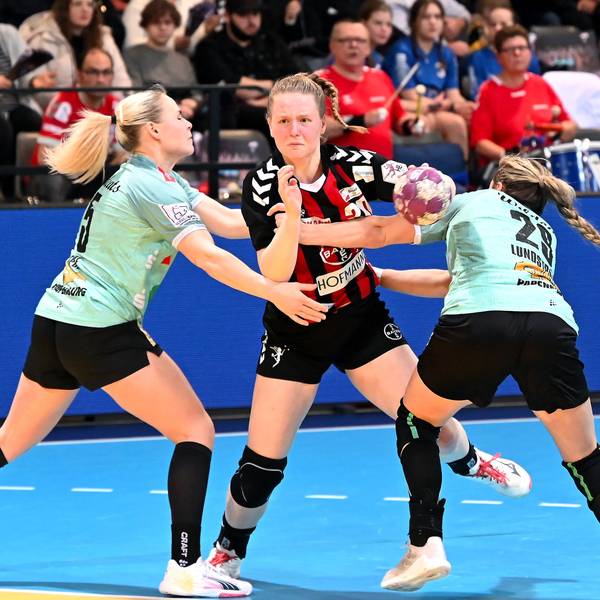 17.03.2024, Handball-Bayer Leverkusen-Halle
mitte: Pia Terfloth (Bayer)
Foto: Uli Herhaus