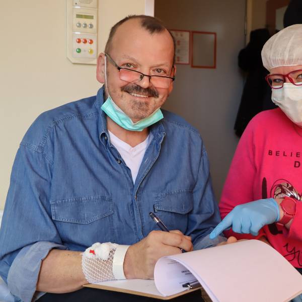 Auf dem Foto ist der an Leukämie erkrankte Peter Kühweidler zu sehen.