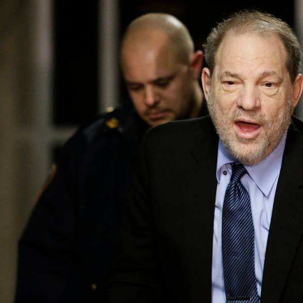 Harvey Weinstein, Filmproduzent aus den USA, antwortet auf Fragen von Journalisten beim Verlassen eines Gerichtssaals nach einer Verhandlung in seinem Prozess wegen Vergewaltigung und sexueller Nötigung.