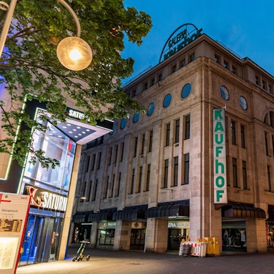 Der ehemalige Kaufhof an der Hohe Straße stand zuletzt auf der Kippe.