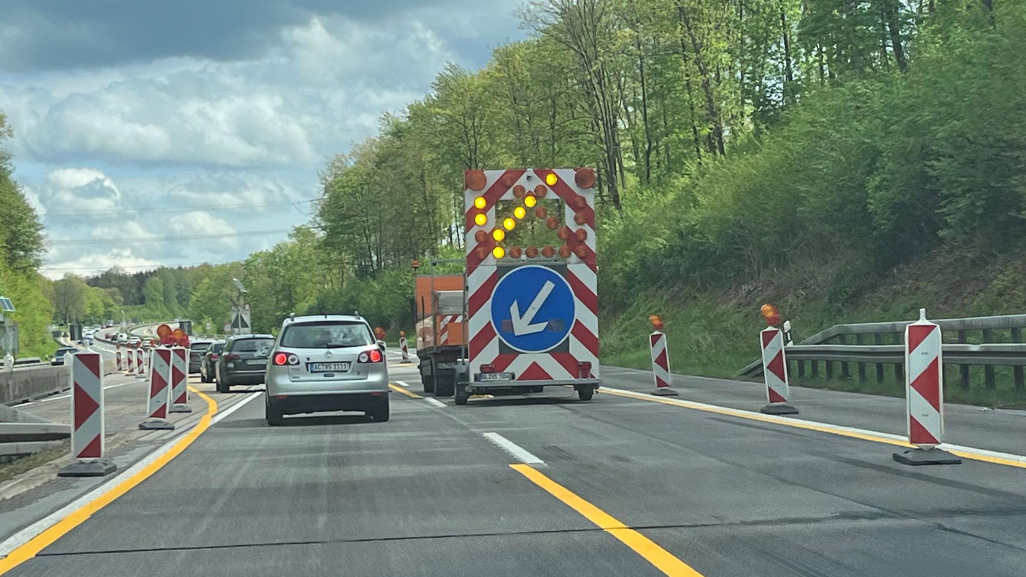 Blick auf die A4 in Fahrtrichtung Olpe.